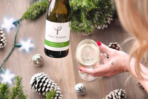 How-To Make a Simple Rustic Wreath for the Holidays