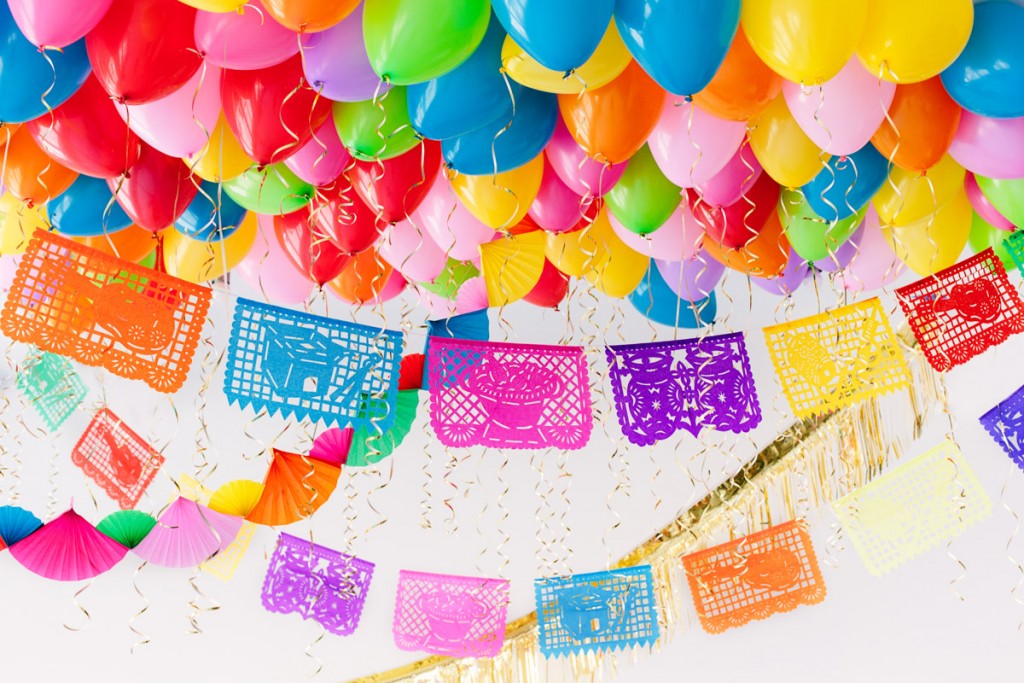 Howto Make a Fiesta Balloon Ceiling for Cinco de Mayo love Maegan