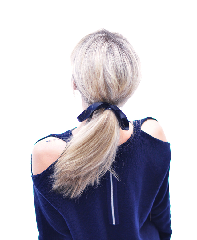 DIY Open shoulder cut out sweater _  low ponytail