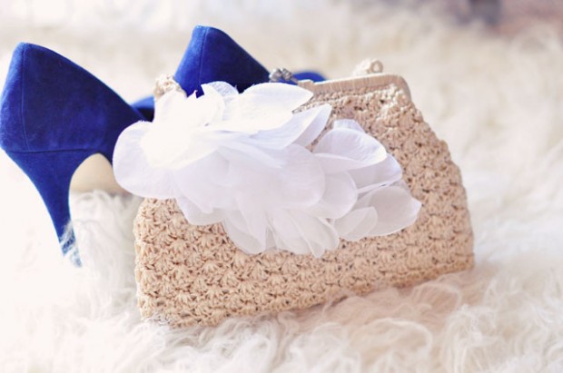 diy wedding petal bag+blue heels