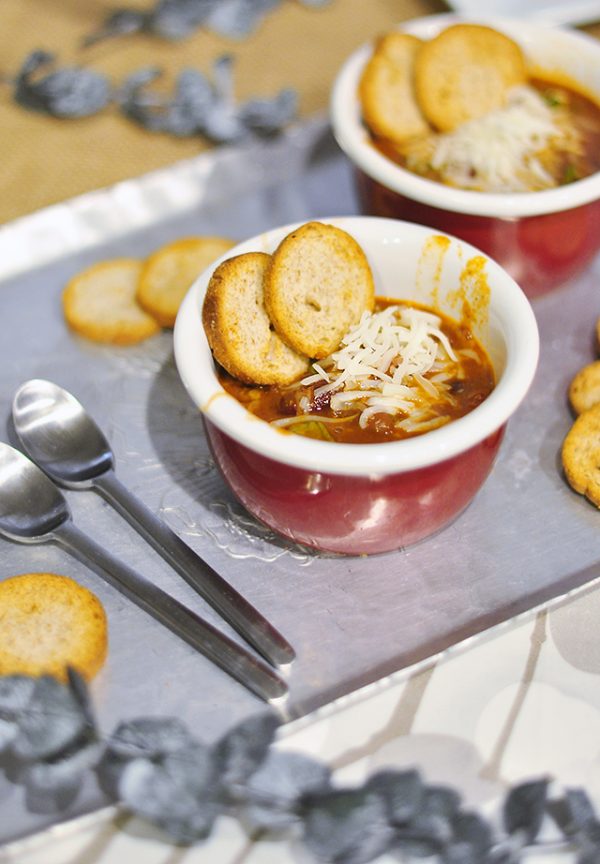 Easy Entertaining Tips for Last Minute Holiday Parties love Maegan