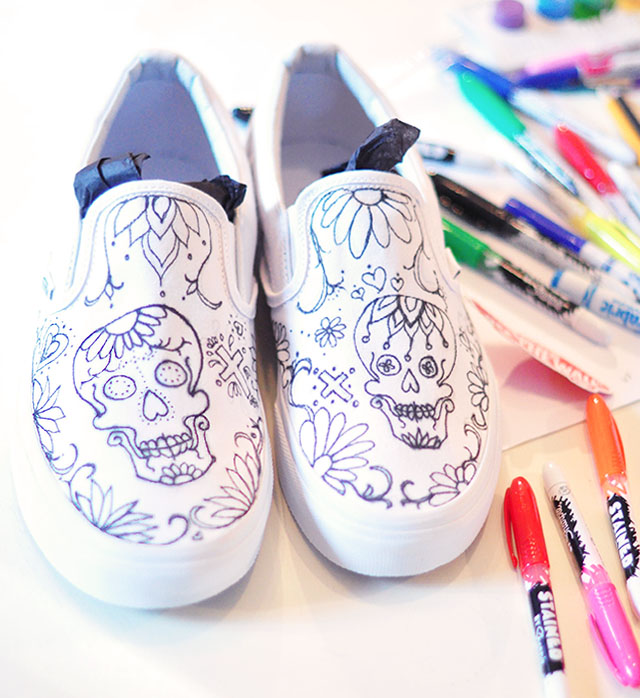 Vans Custom Culture DIY - sugar skull - day of the dead